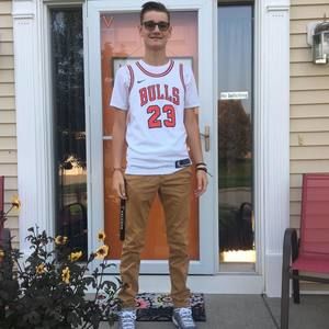 Meet your Posher, Jordan